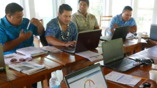 Developing an open source, real time, probabilistic drought risk visualization