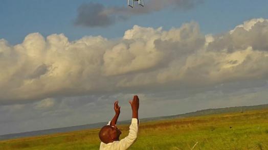 Flying sensors for local, ultra-high resolution flood risk identification